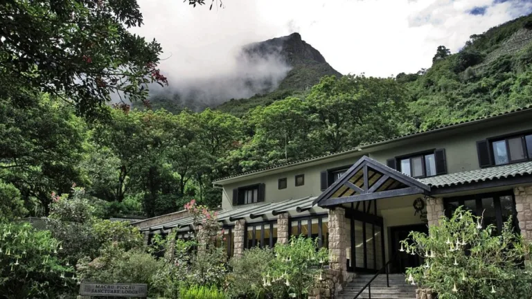 LUXURY MACHUPICCHU