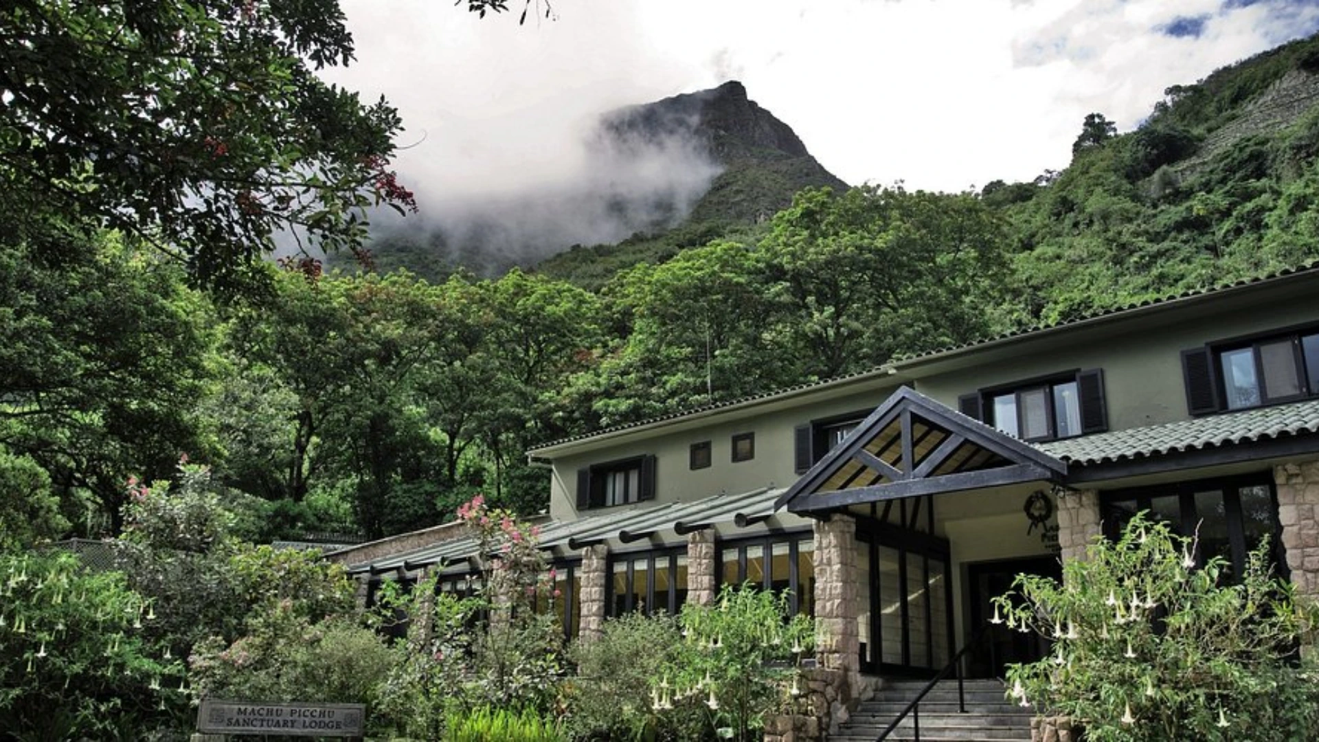 LUXURY MACHUPICCHU
