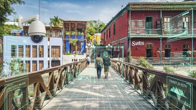 Smart security cameras installed in Barranco to protect tourists and residents