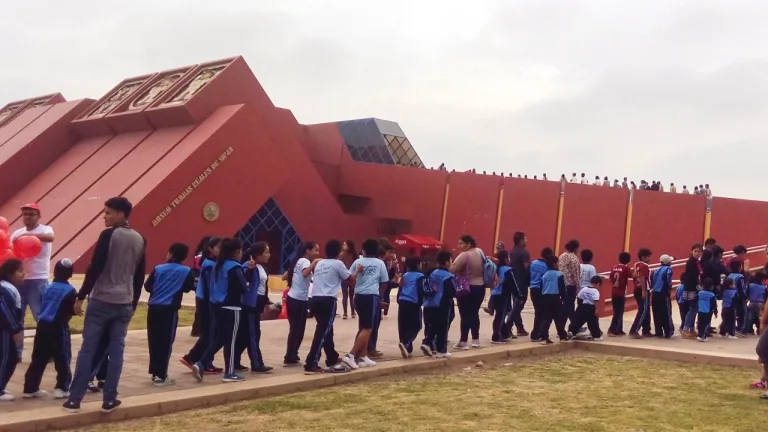 Visitors tour the Royal Tombs of Sipán Museum in 2025