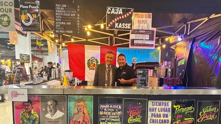 Peruvian delegation showcasing its gastronomy and tourism at an international fair in Switzerland