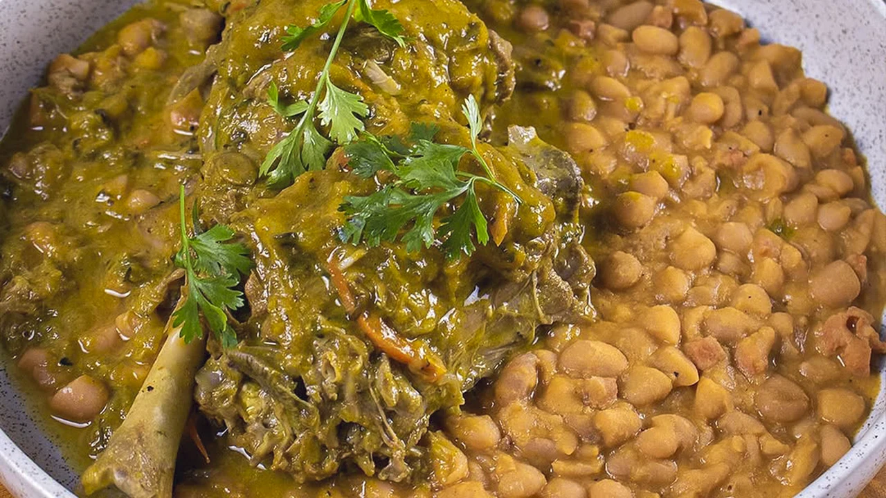 Seco de cabrito in Peru